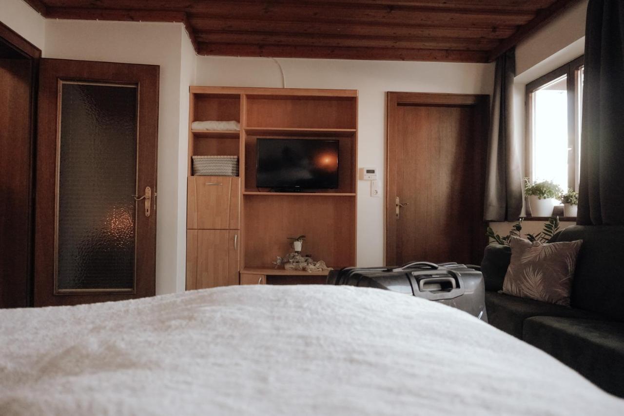 Bergblick Appartement Saalfelden Buitenkant foto