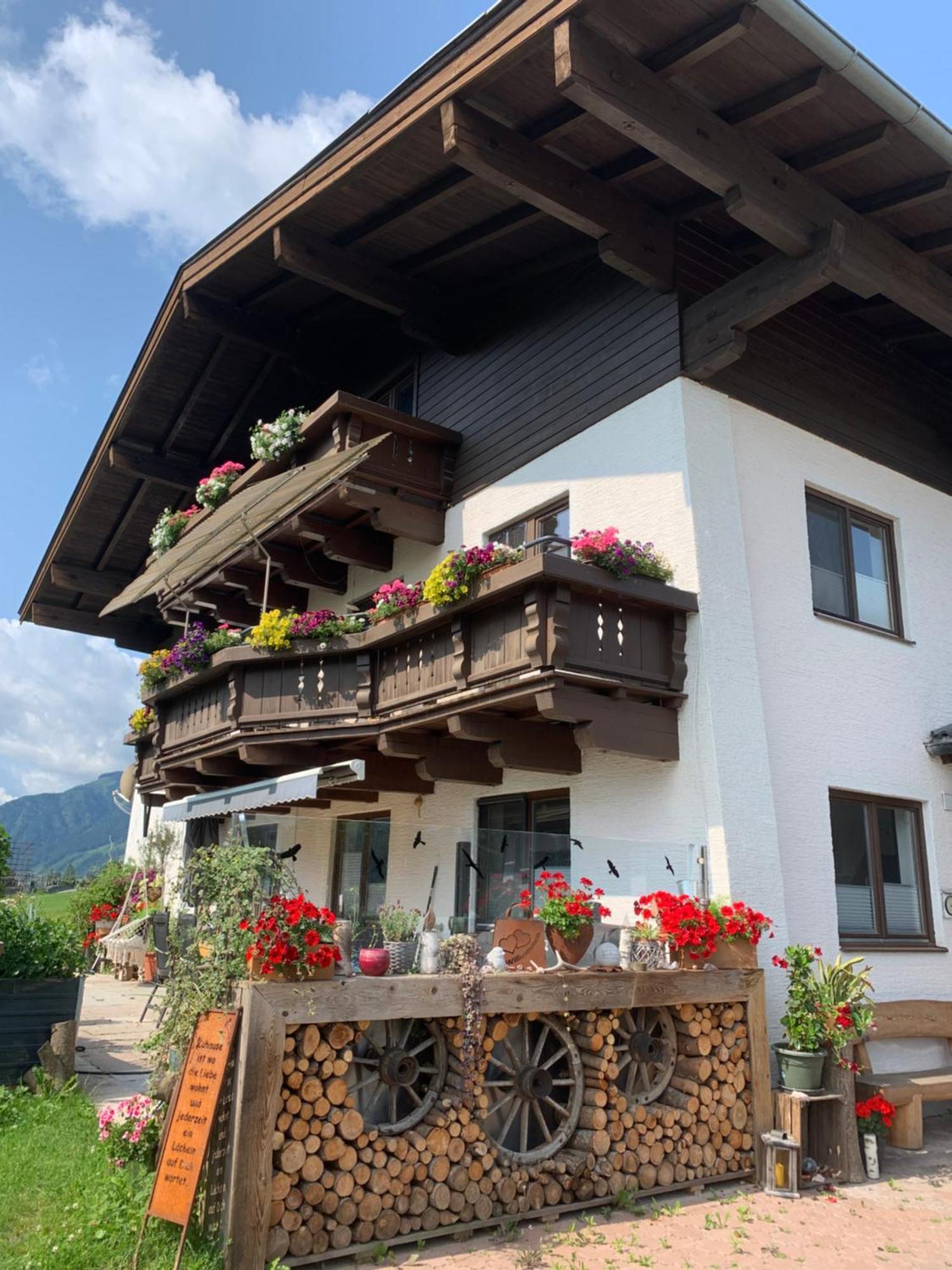 Bergblick Appartement Saalfelden Buitenkant foto